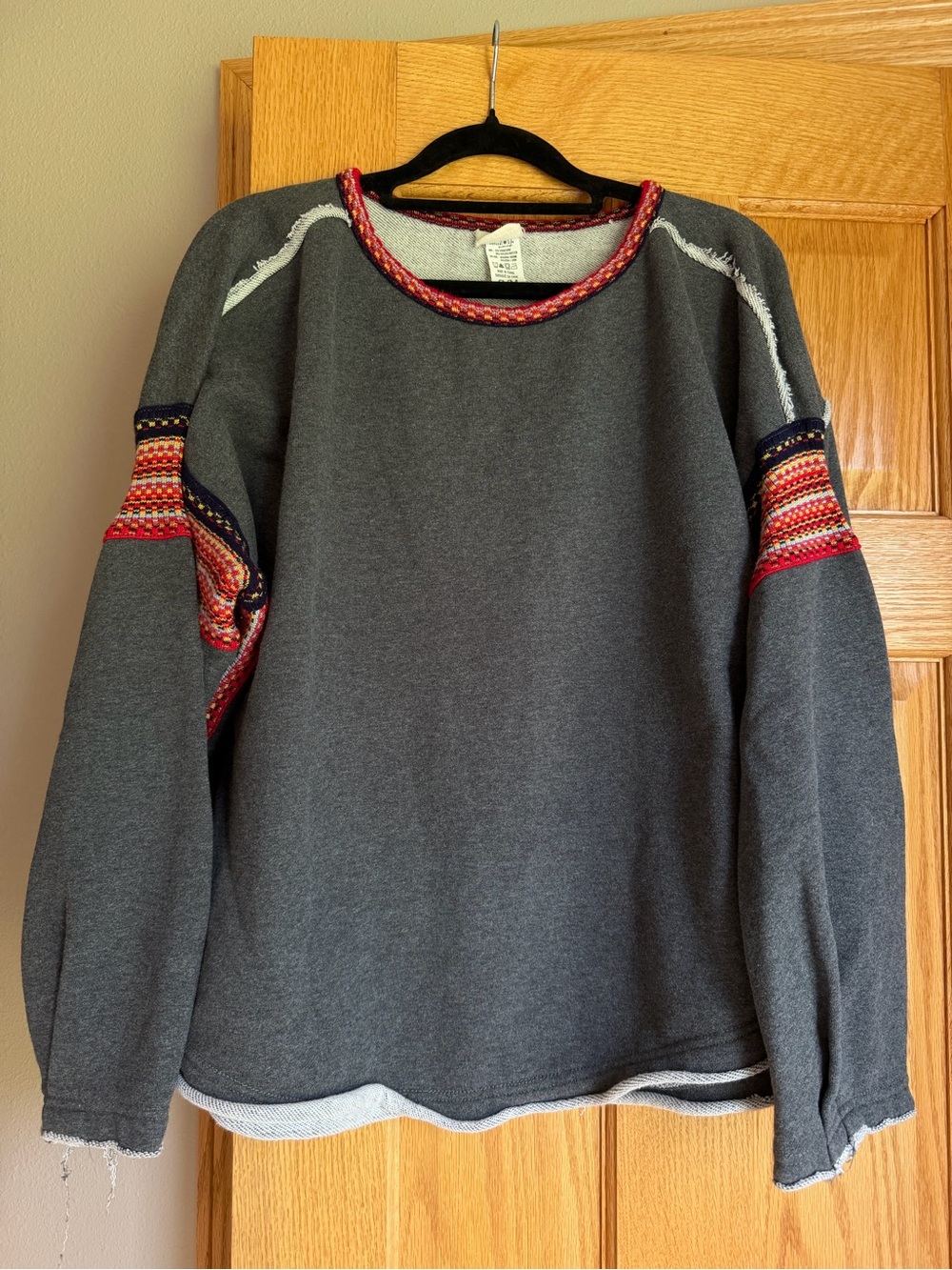 Natural Life Knit Trim Sweatshirt S/M Charcoal Gray Boho Raw Edge Pullover